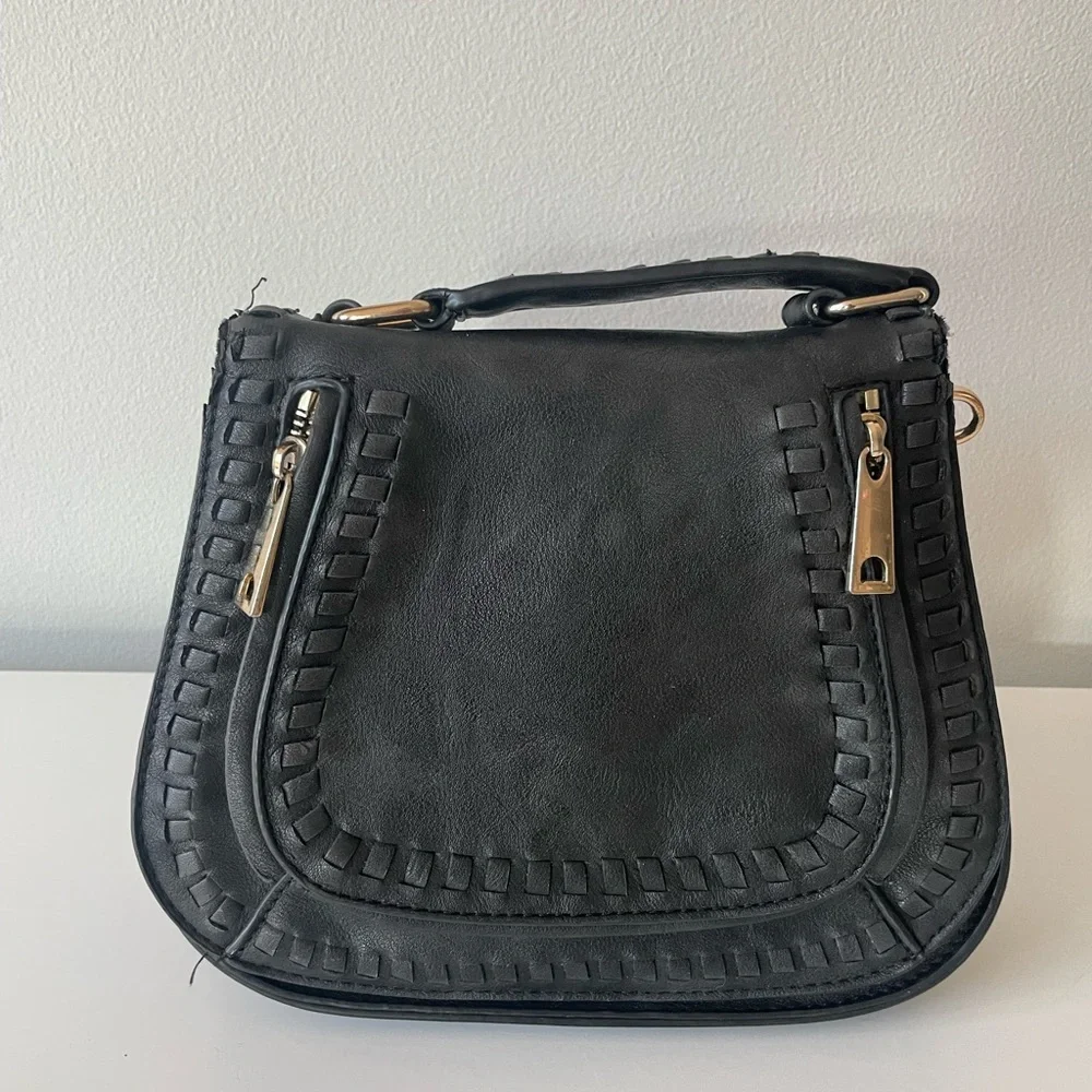 Black Woven Detail Handbag w Crossbody Option - Picture 2 of 7